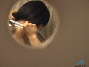 素人美女の禁断行為！女優名のザ・素人○撮で日常を覗き見