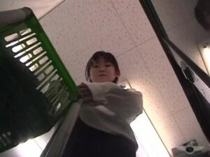 F氏の新入女子社員健康診断、背徳の隠し撮りエロス