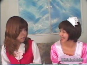 君崎加織の美少女、OLコスプレでのウンチプレイ！想像を超えるアナルショー