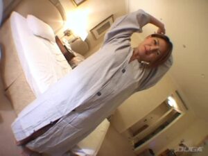 極上関西美女、月野しずくの官能的なプライベートセックス