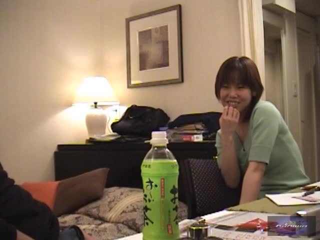 デカパイ女子○生あおい18才が魅せる臨場感溢れる完全素人プレイ