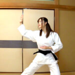 健康的な巨乳空手家理沙、男優を圧倒！エロの達人が贈る衝撃AVデビュー