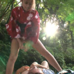 極悪黒GALの放尿地獄 ～モラルを無視する官能的な小便プレイ～