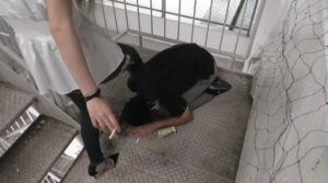 S級美女のM男いじめ！ドSギャル優様＆LIZ様の官能プレイ