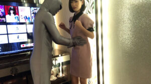 FC2で話題のスレンダー美女、酸素ちゃん。に魅惑の腹パンチ体験 Part1