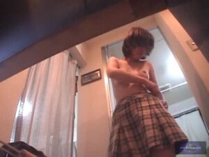 美少女たちの隠された姿が明かされる！隠し撮り名場面集