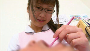 隠れ巨乳の働く女の子たちとの官能セックス4人収録！450分4枚組BOX