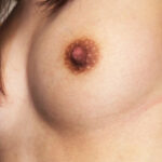 美少女の小便飲尿体験 No.12 MINAMIちゃん（21）の黄金聖水