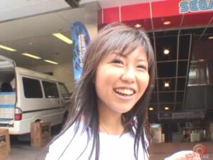 極上フェラテクで悶絶！ドしろーと娘の濃厚口内発射 111